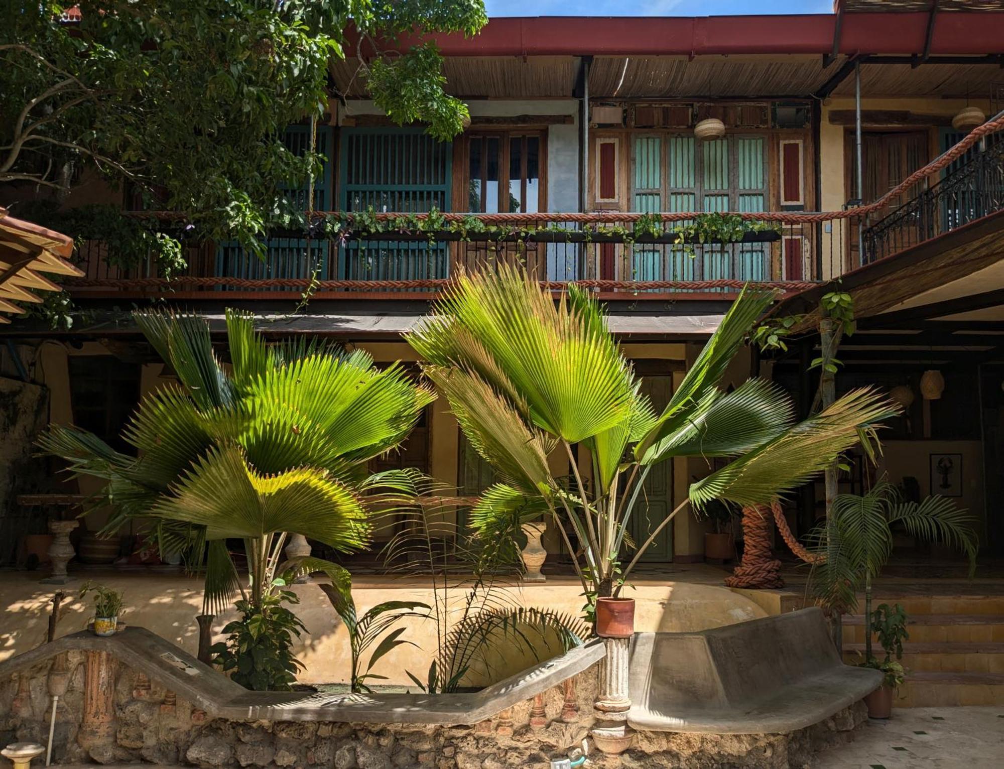 Casa Del Tunel Lodge In Getsemani — Photos 1